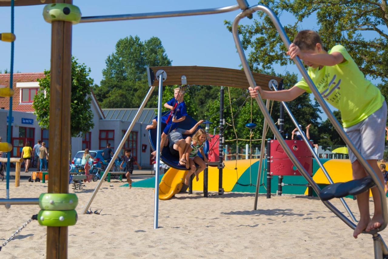 Camping De Duinhoeve Chalet Vogel Not For Companies Nieuw Haamstede Bagian luar foto